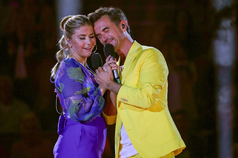 Beim "Schlagerbooom Open Air - Die Stadionshow in Österreich" heizten Beatrice Egli und Florian Silbereisen die Gerüchteküche noch einmal neu an.