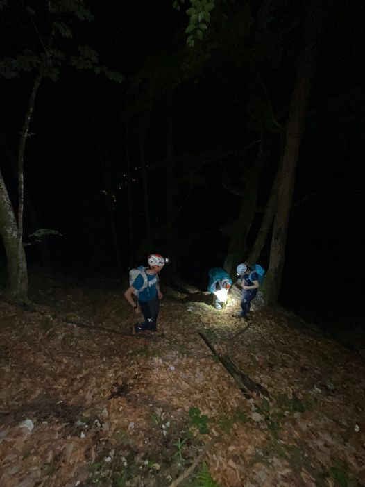 Gegen 2.40 Uhr wurde der tödlich verunglückte Bergsteiger von der Bergrettung aufgefunden. (Symbolbild)