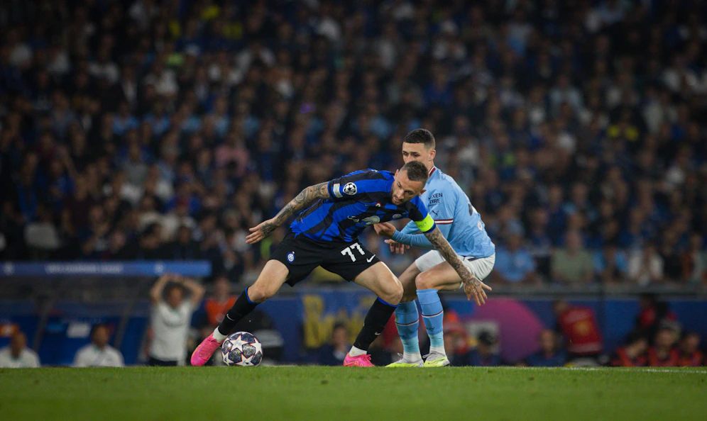 Marcelo Brozovic im Champions-League-Finale im Zweikampf gegen Phil Foden.