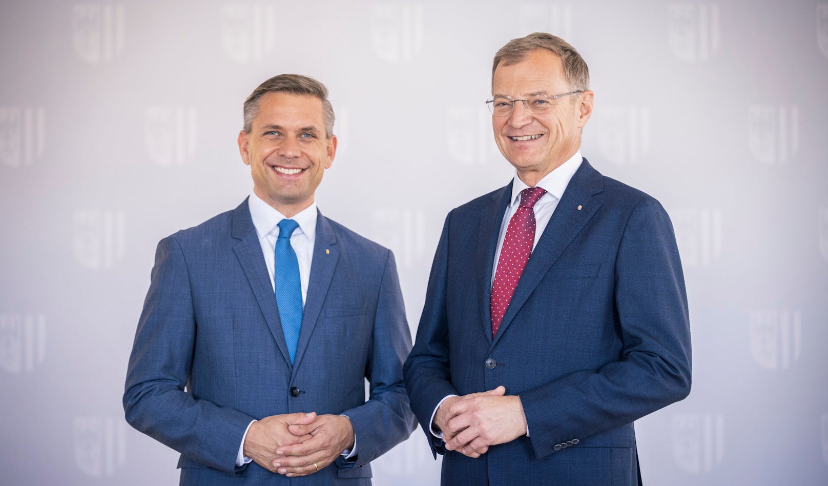 LR Wolfgang Hattmannsdorfer und LH Thomas Stelzer (beide ÖVP)