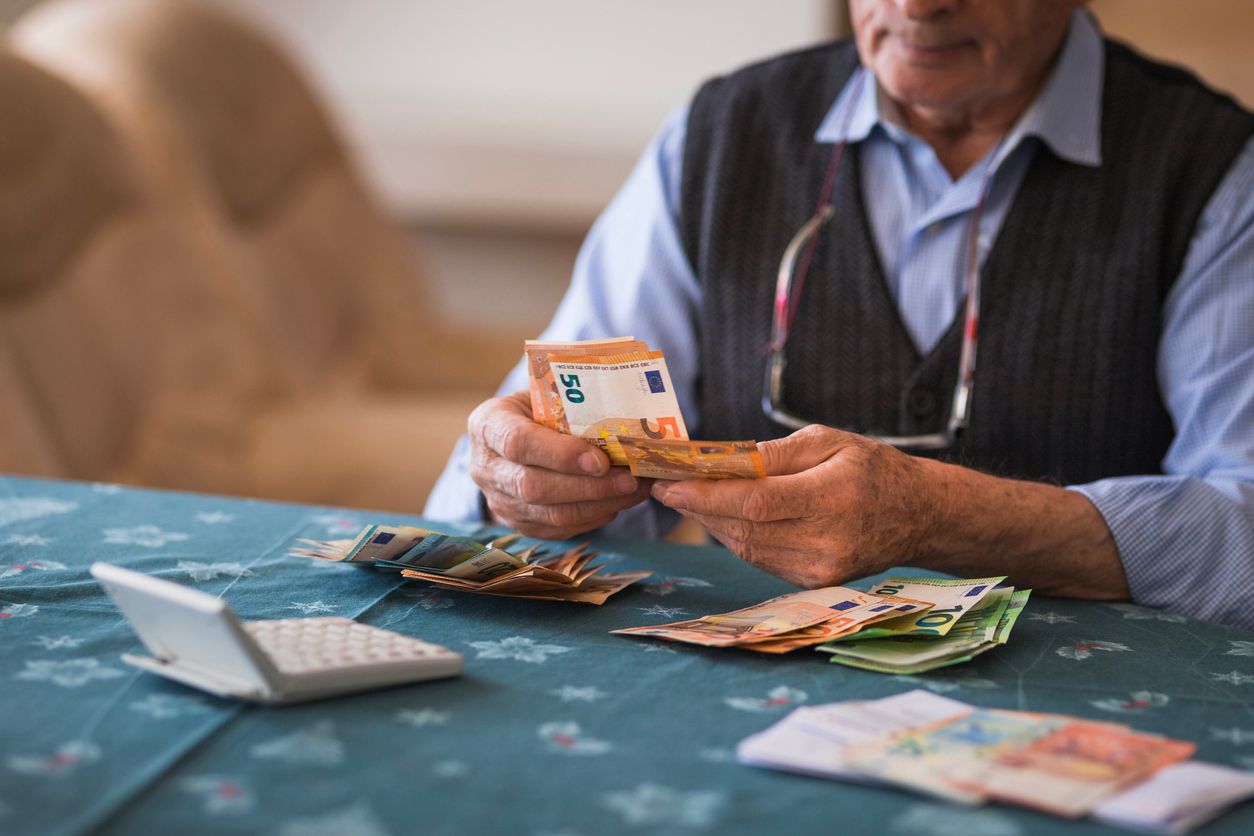 Mehrere Opfer haben bereits bis zu fünfstellige Euro-Beträge verloren.