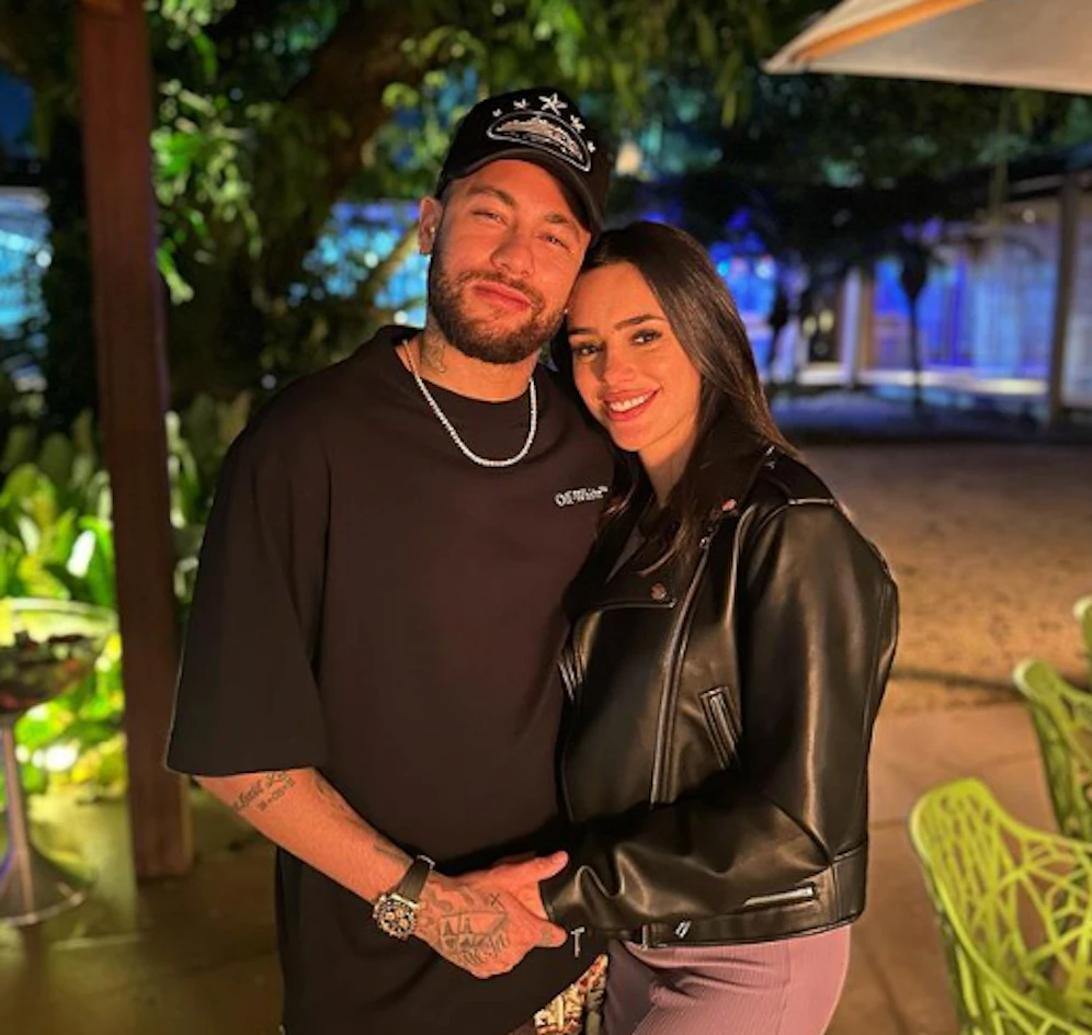 Neymar jr. und seine Freundin kommen nicht aus den Schlagzeilen.