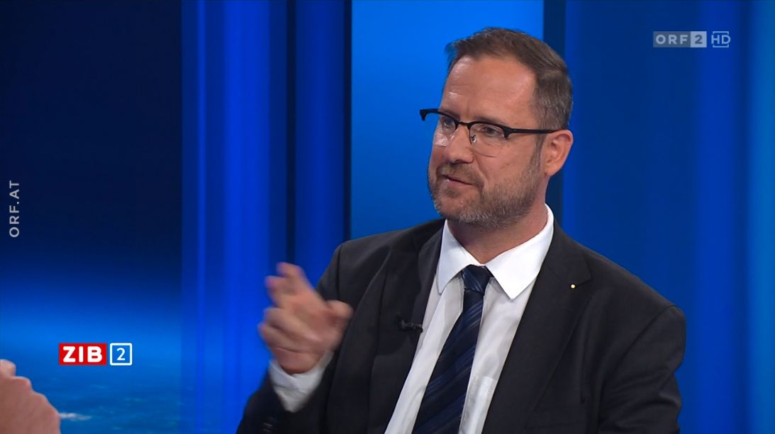 FPÖ-Generalsekretär Christian Hafenecker in der ZIB2 mit Armin Wolf am 4. Juli 2023.