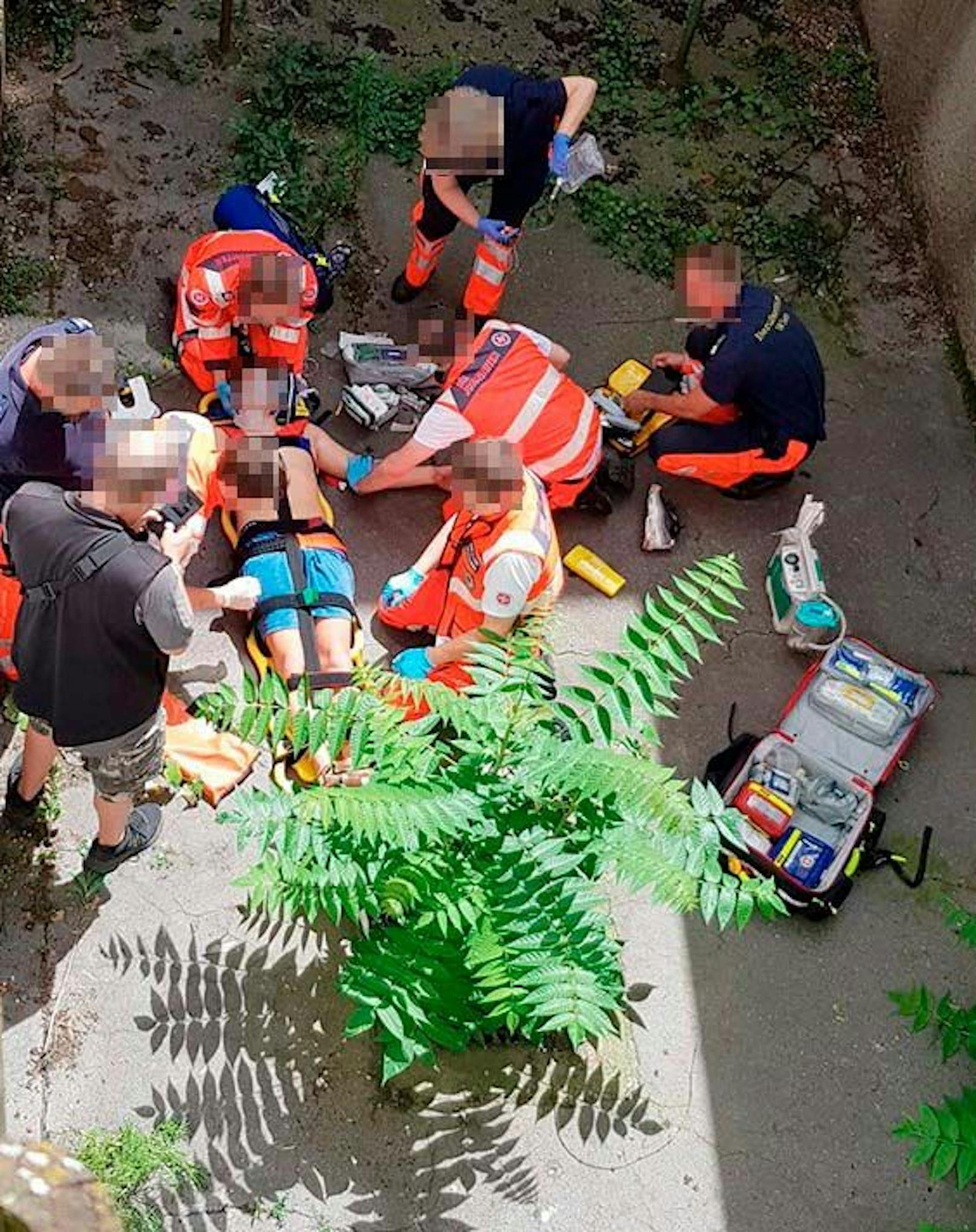 Drogen-Razzia in Währing endet für Teenie im Spital