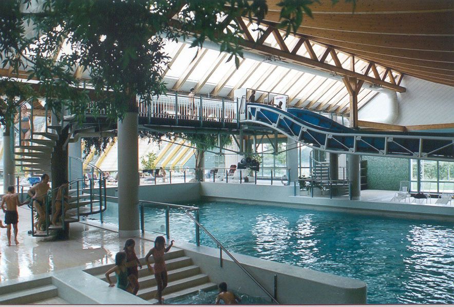 Im Linzer Schörgenhubbad kam es zu einem Vorfall. Eine Frau soll wegen ihres Kopftuchs des Bades verwiesen worden sein.