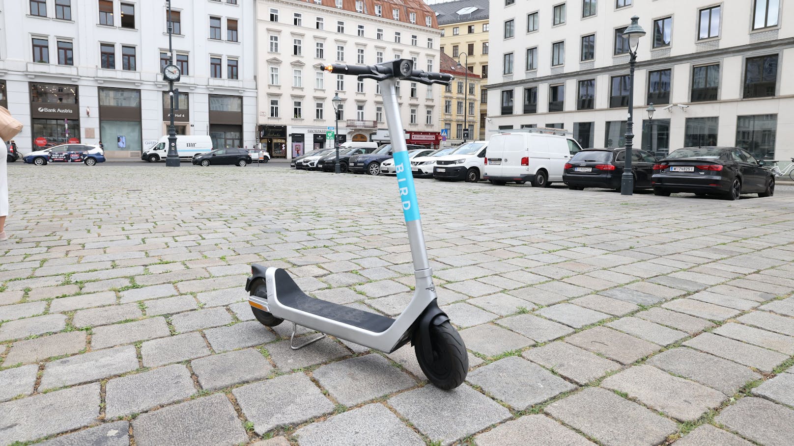 Aktuell noch ohne Kennzeichen: die Scooter von Bird.