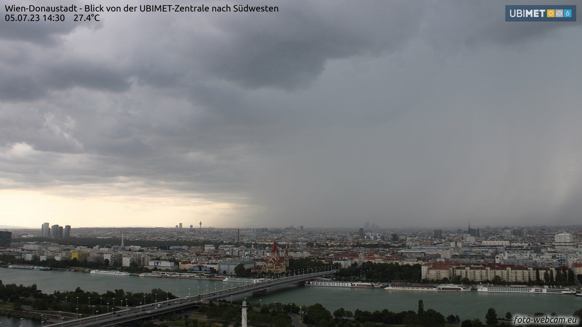 Ein Gewitter zieht am Samstag über weite Teile Österreichs – auch über Wien.