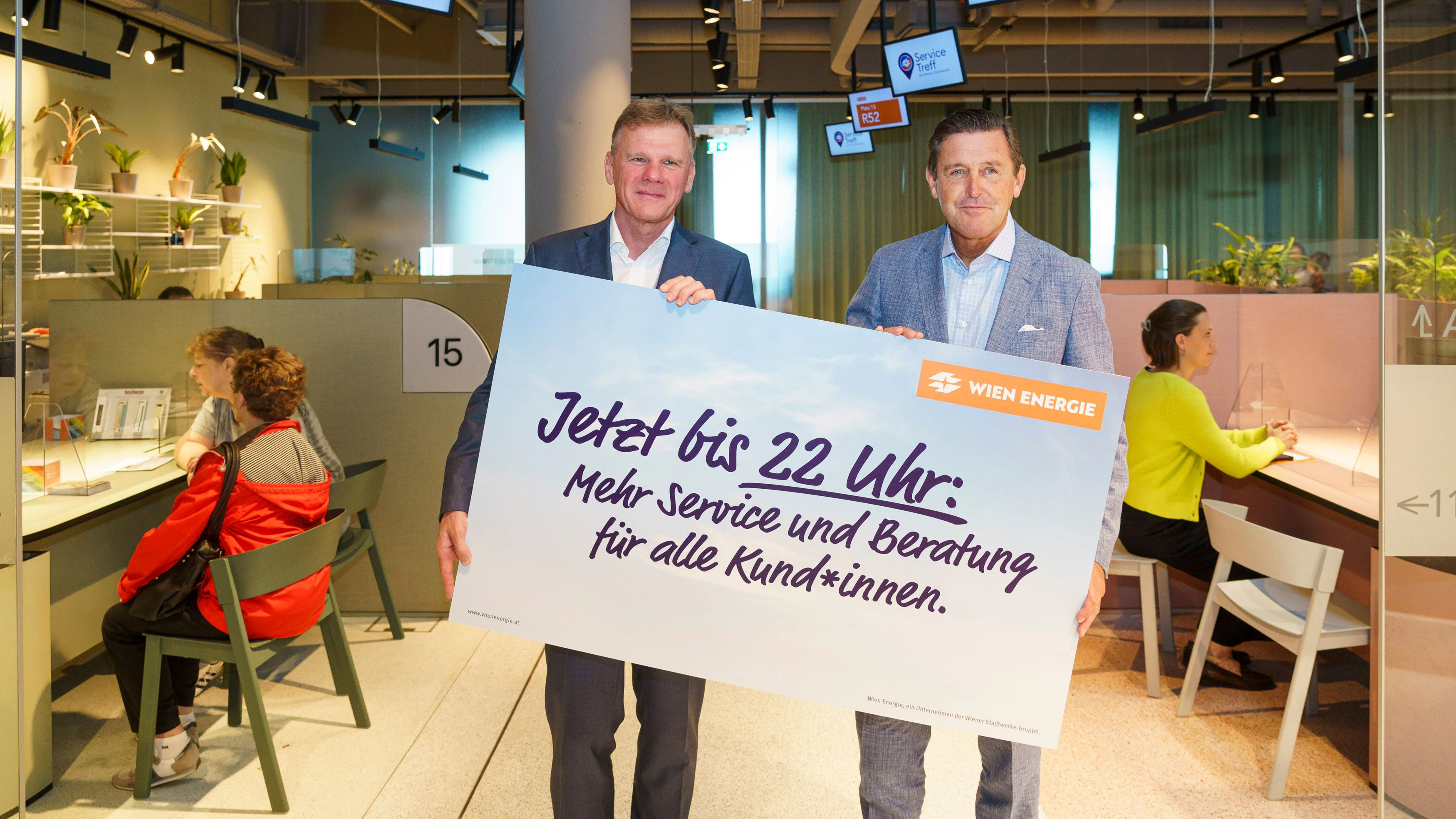 Wien-Energie-Chef Strebl mit Finanzstadtrat Hanke. 