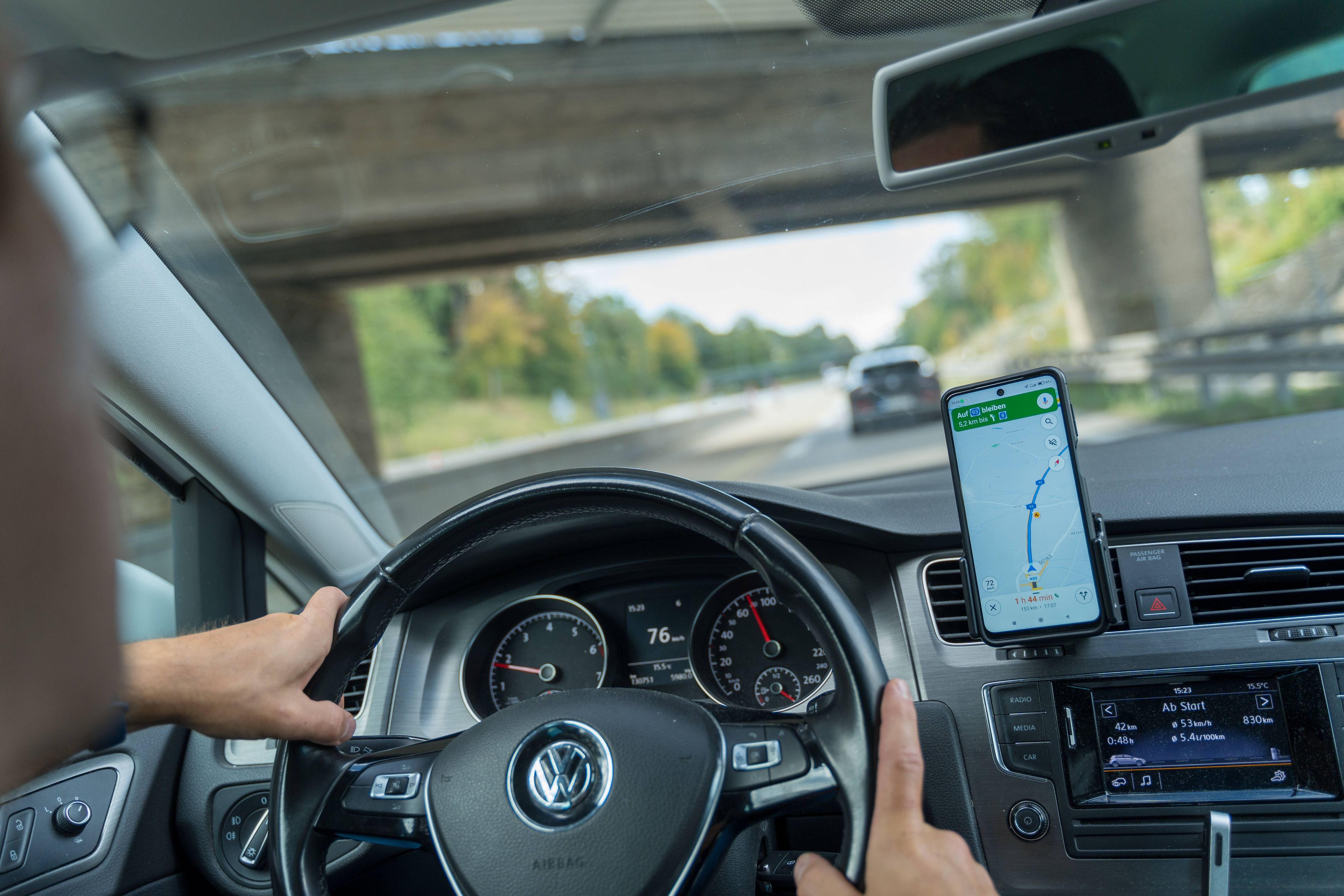 In München wurden mehrere Autofahrer durch Google Maps in eine teure Kostenfalle gelotst. 