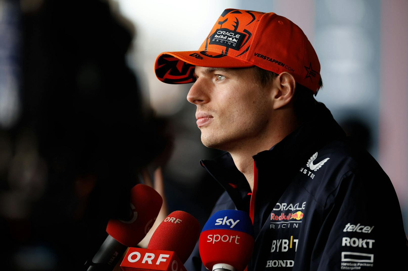 Max Verstappen mit einer Botschaft an die Konkurrenz. 