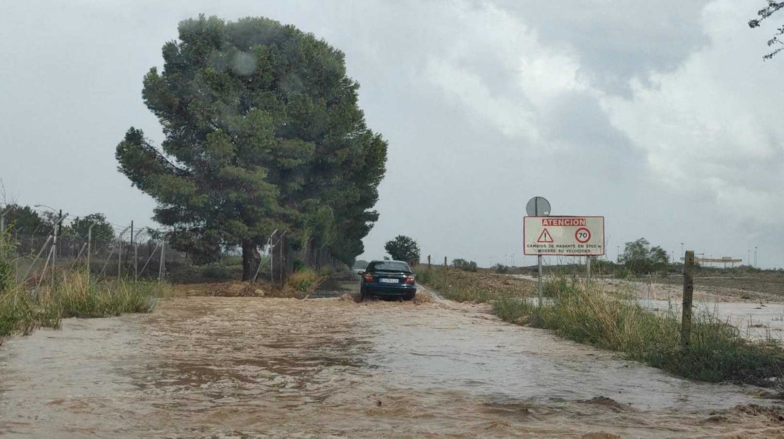 Heftige Hagelschauer und Starkregen sorgten in Spanien für schwere Überschwemmungen. 