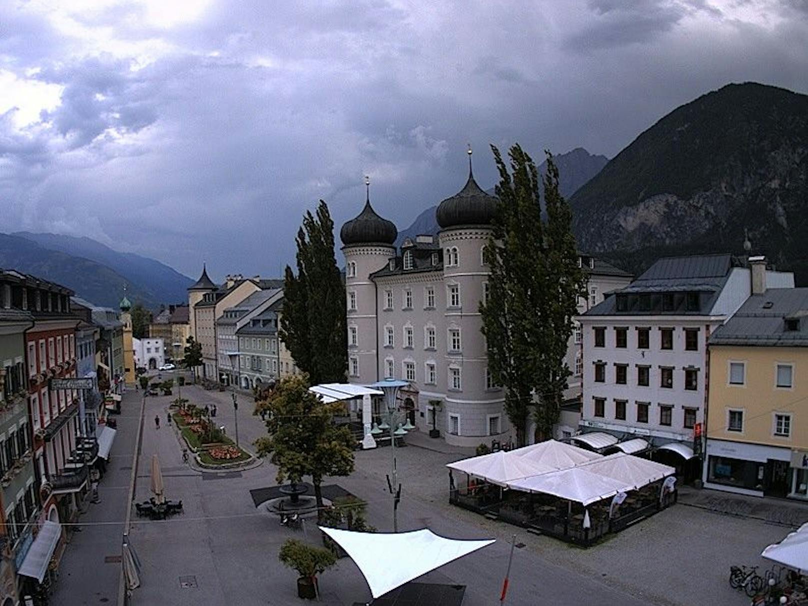 Blick am Samstagnachmittag auf den Lienzer Hauptplatz – von dort zog ein schweres Gewitter Richtung Österreich.