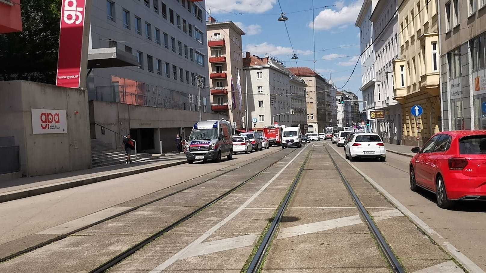 Drama in Wien! Ein Mann stürzte bei der U-Bahn-Station Schlachthausgasse auf die Gleise und wurde von einer U-Bahn erfasst. Er hatte keine Chance.