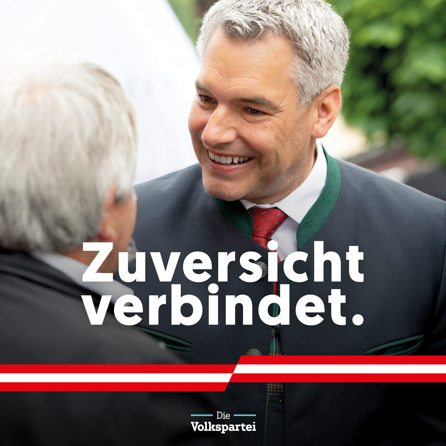Ein Plakat der ÖVP-Sommerkampagne mit Bundeskanzler Karl Nehammer.