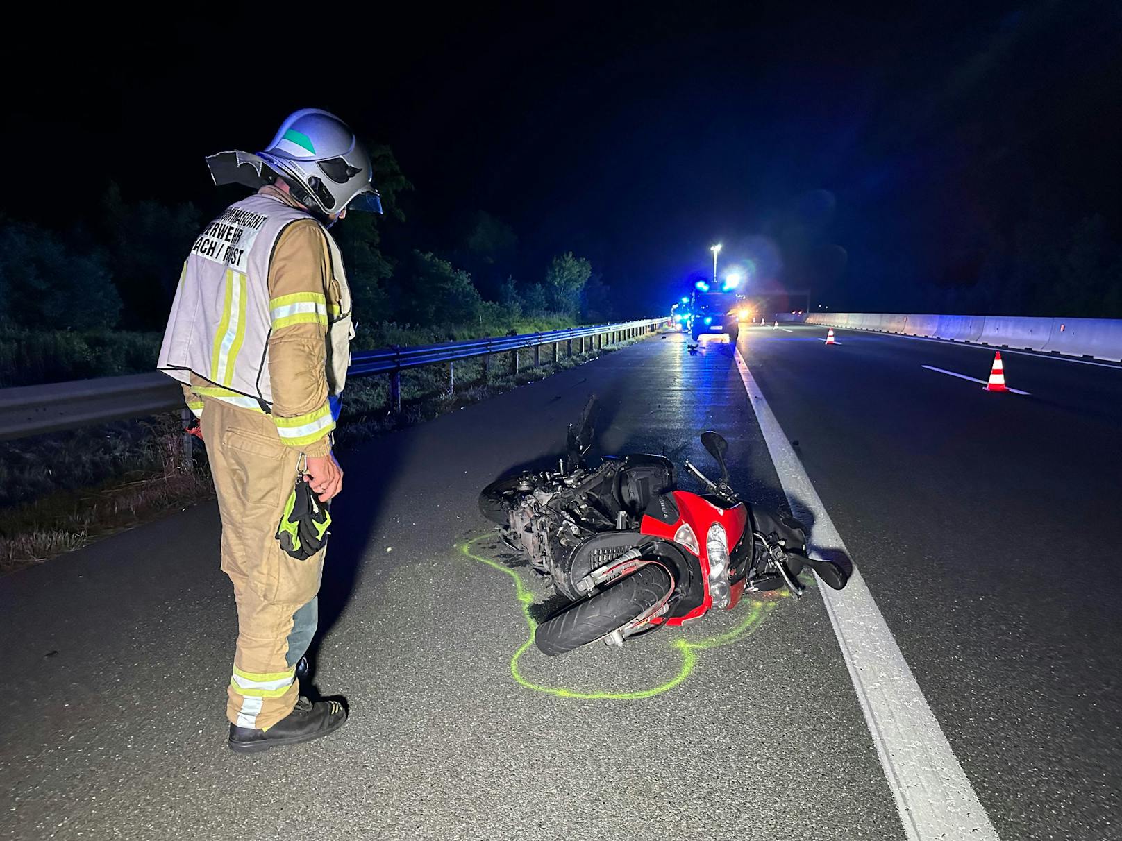 Biker (34) hat bei Crash auf Autobahn keine Chance