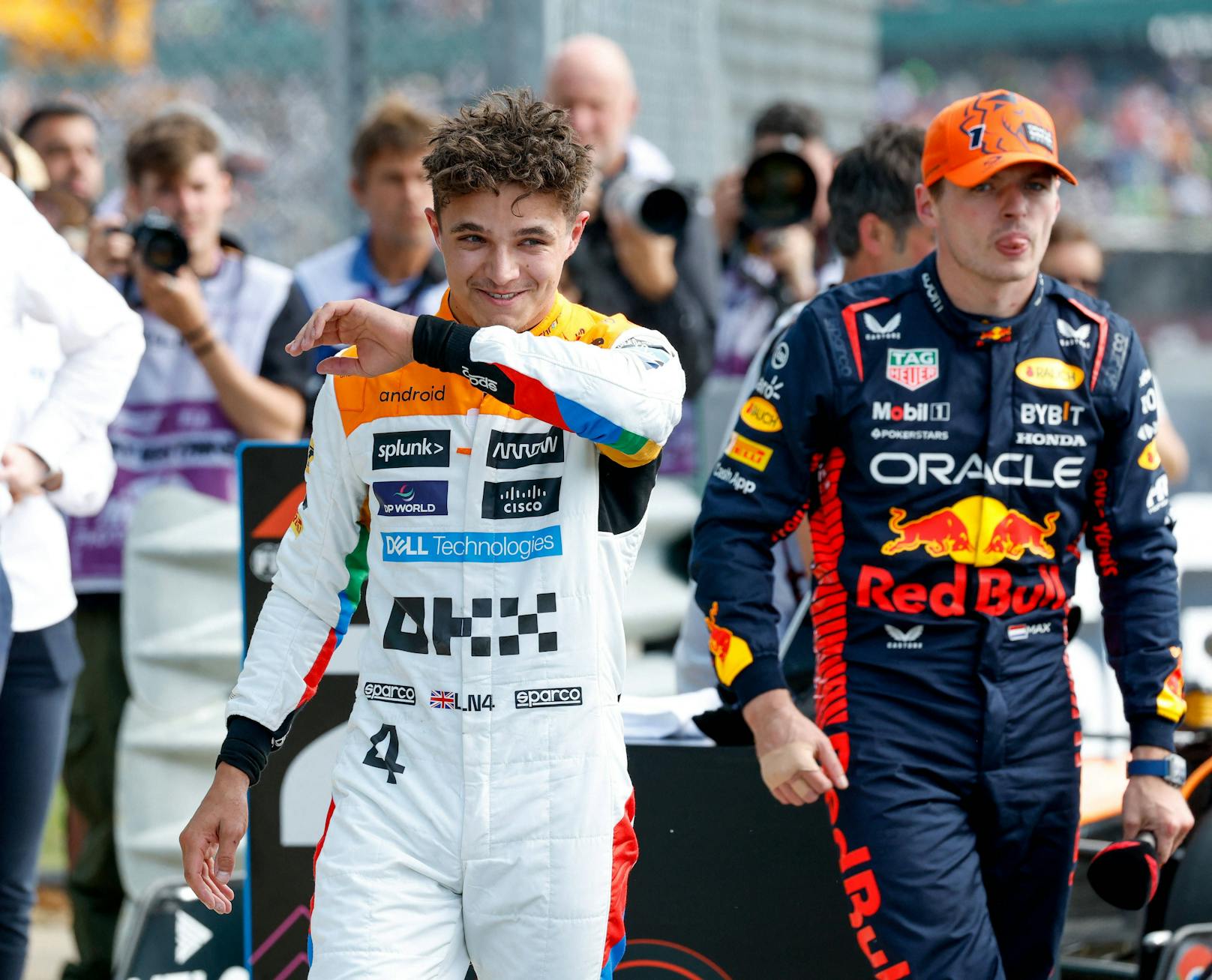 Lando Norris und Max Verstappen.