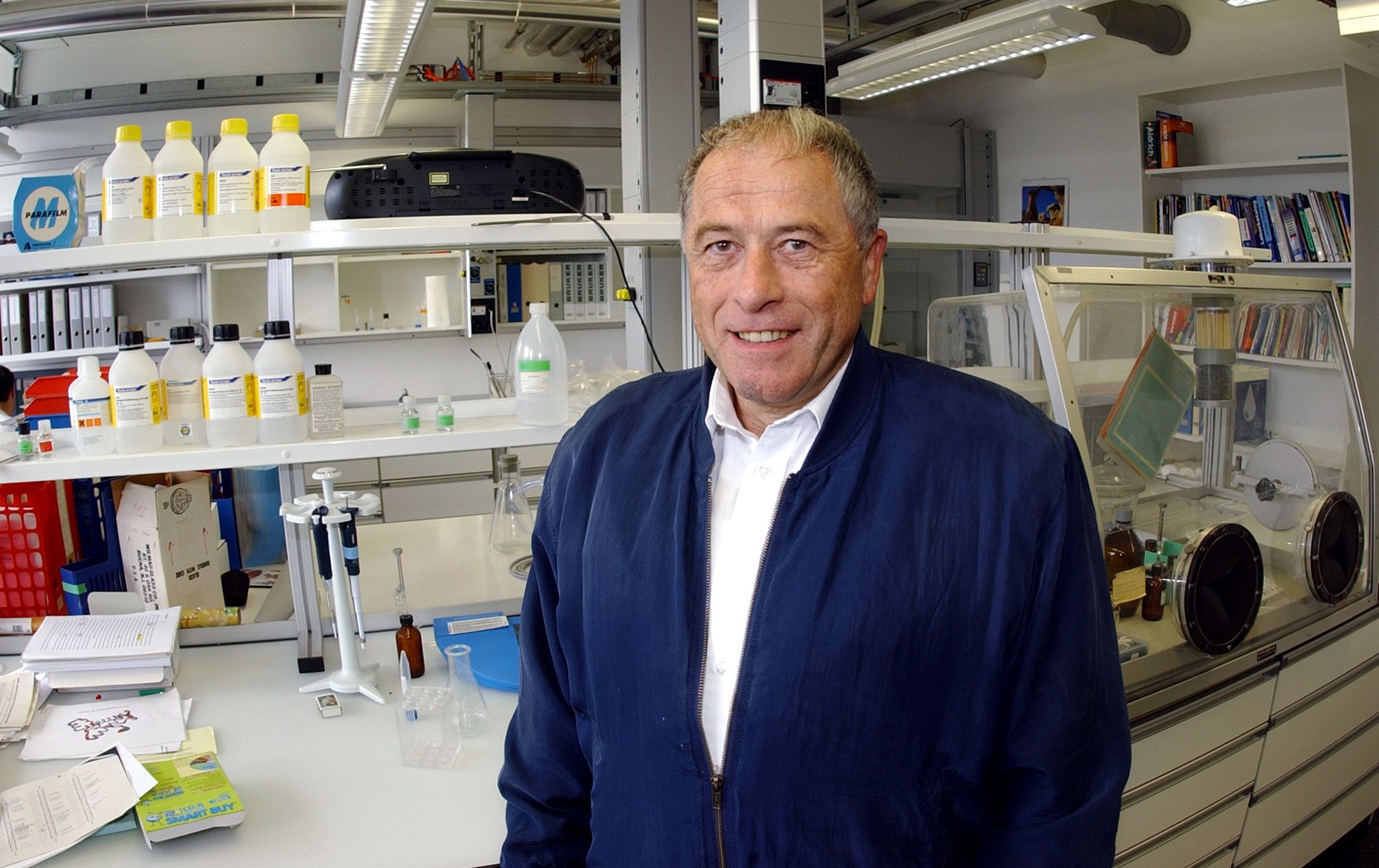 Der Wissenschafter Kurt Wüthrich sieht sich schwerer Kritik ausgesetzt.