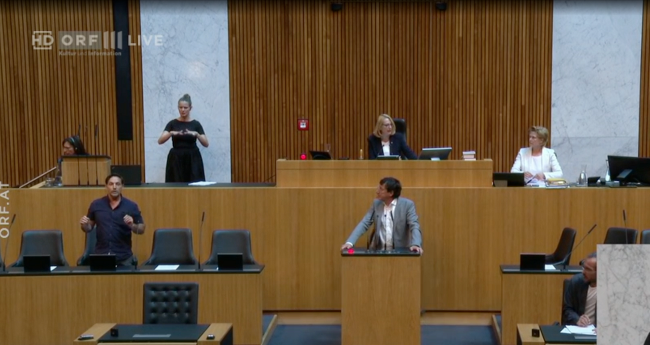 Heute.at - Sicherheitsvorkehrungen werden im Parlament verstärkt