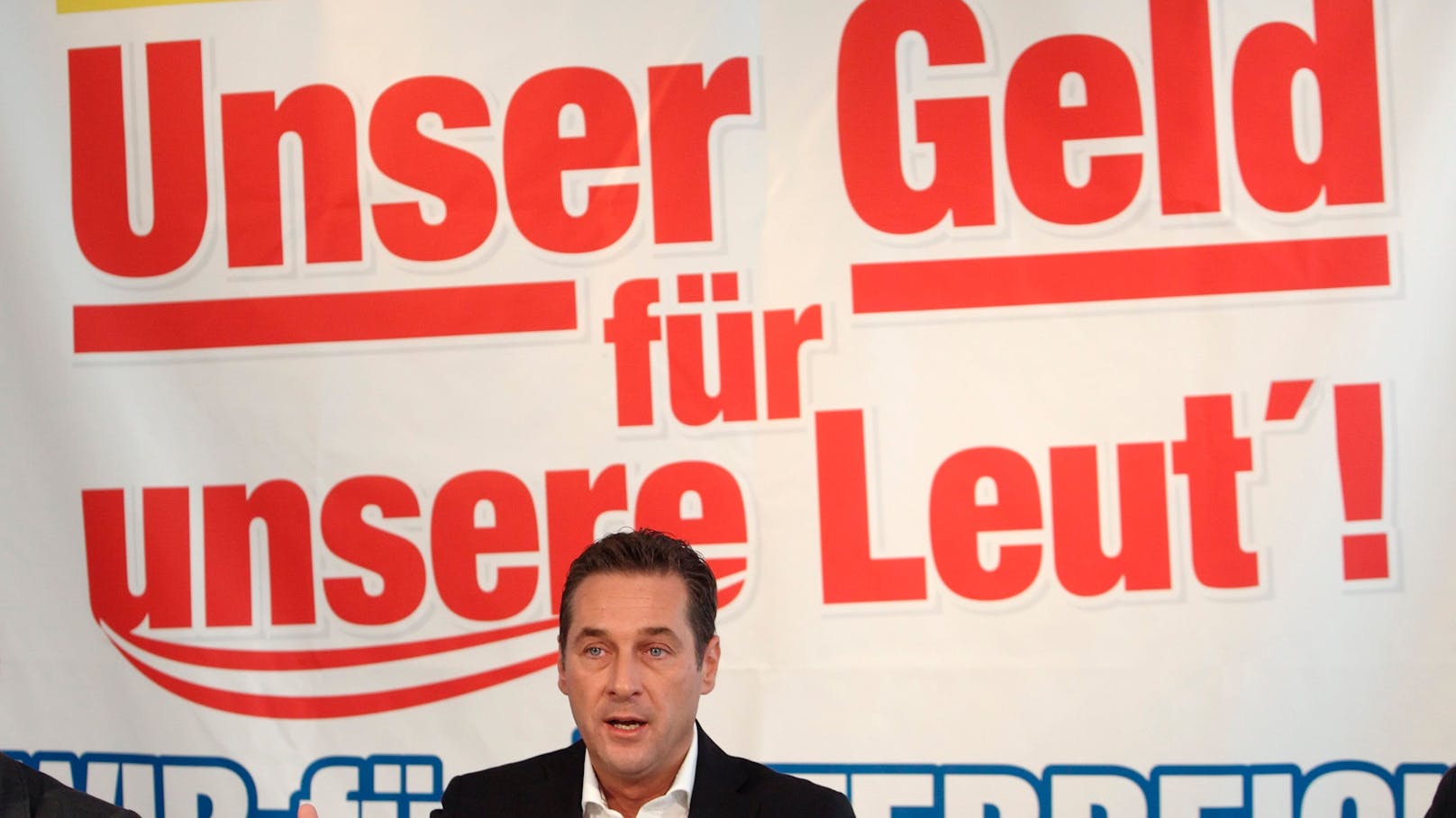 SPÖ auf den Spuren von Heinz-Christian Strache: "Unser Geld für unsere Leut'!"