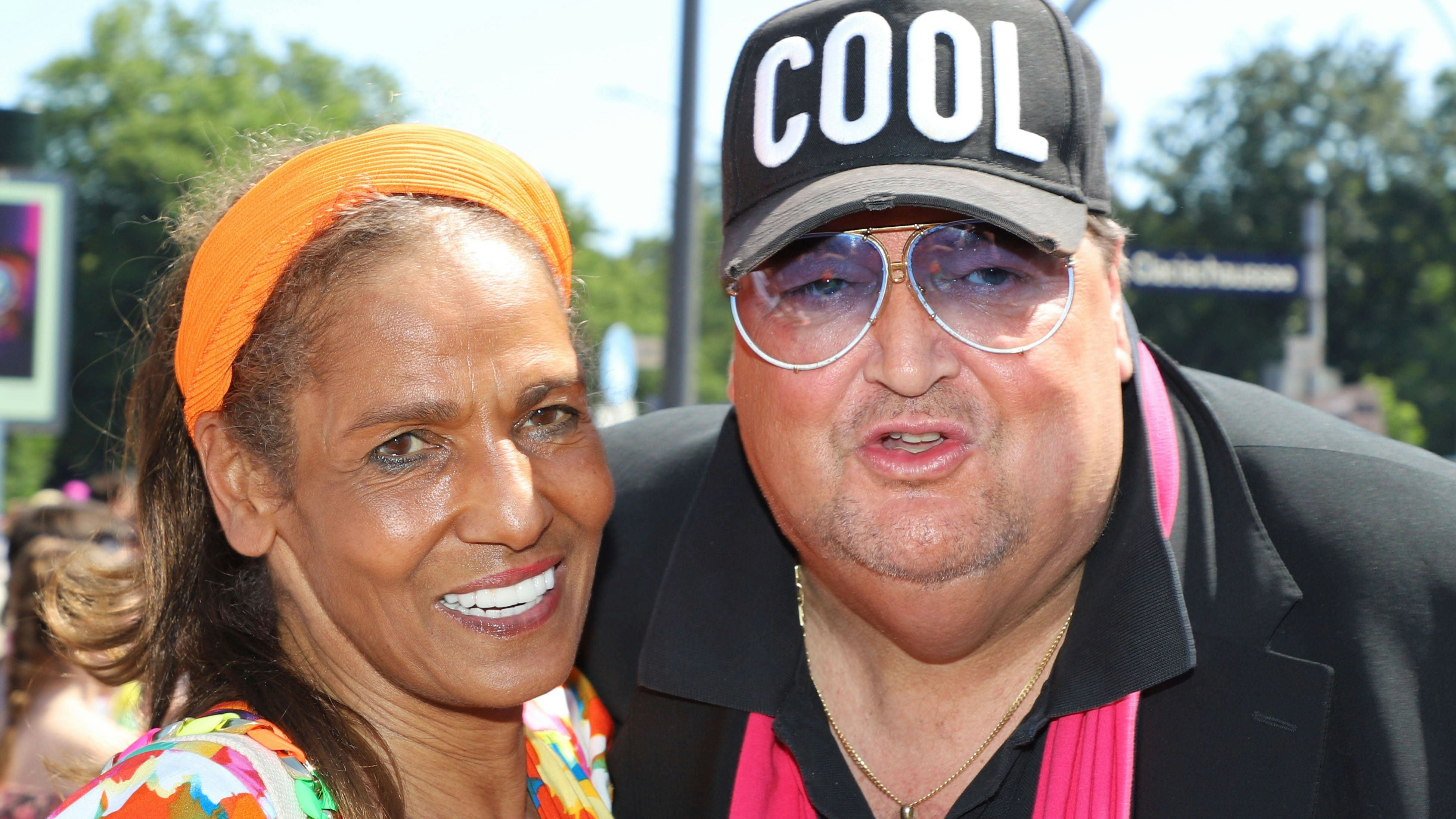 Nadja "Naddel" Abd el Farrag und Andreas Ellermann bei ihrem ersten Auftritt im Zuge ihres Schlager-Projekts in Hamburg.