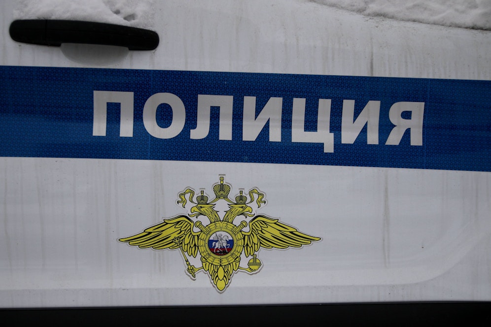 Die russische Polizei hat die Ermittlungen übernommen. 