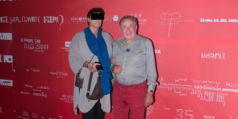 Die Managerin (l.) organisierte Lugners Geburtstagsfest, nun wurde sie in Thailand festgenommen.