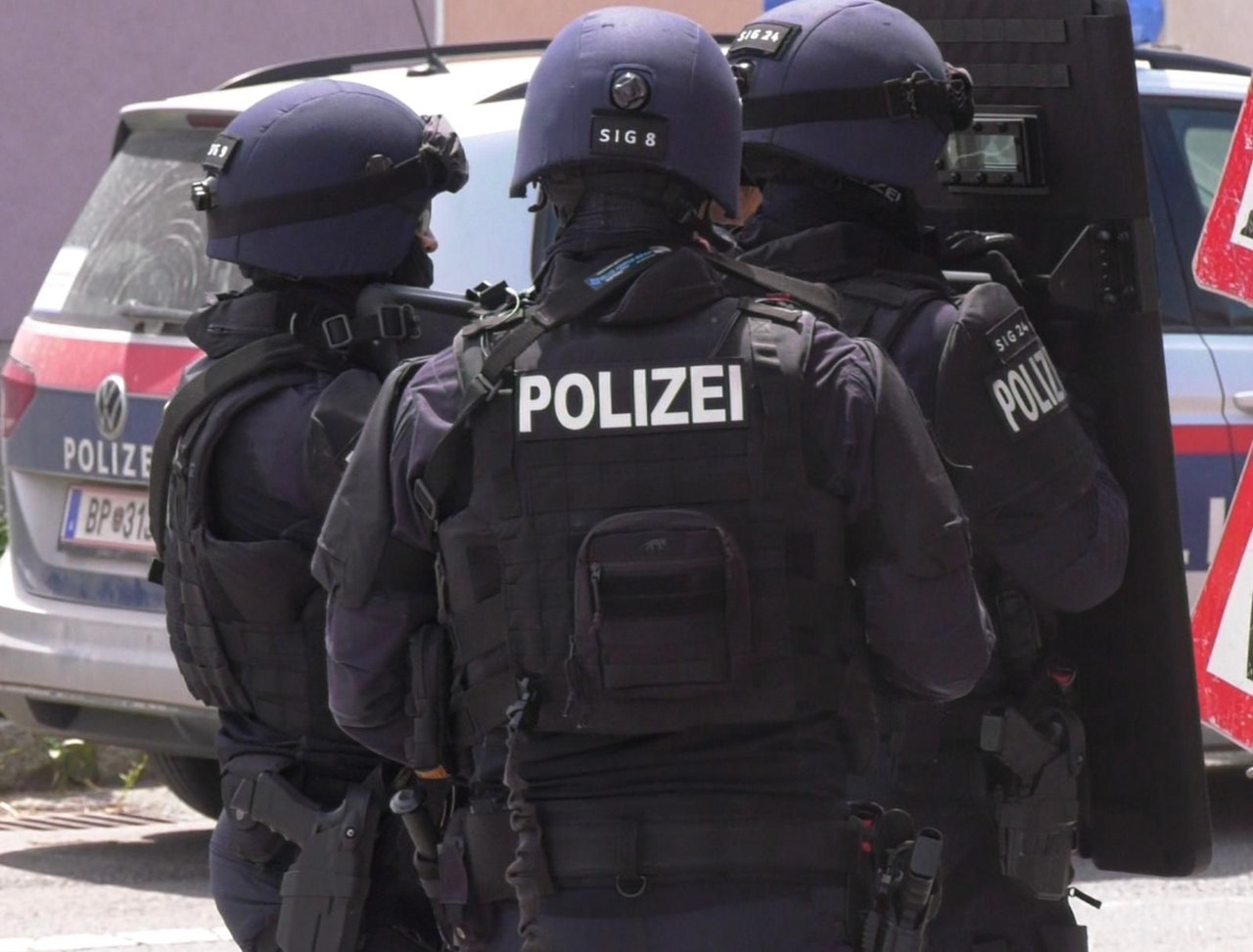 Heute.at - Alko-Jäger stürzte mit Rad, fluchte! Cobra alarmiert