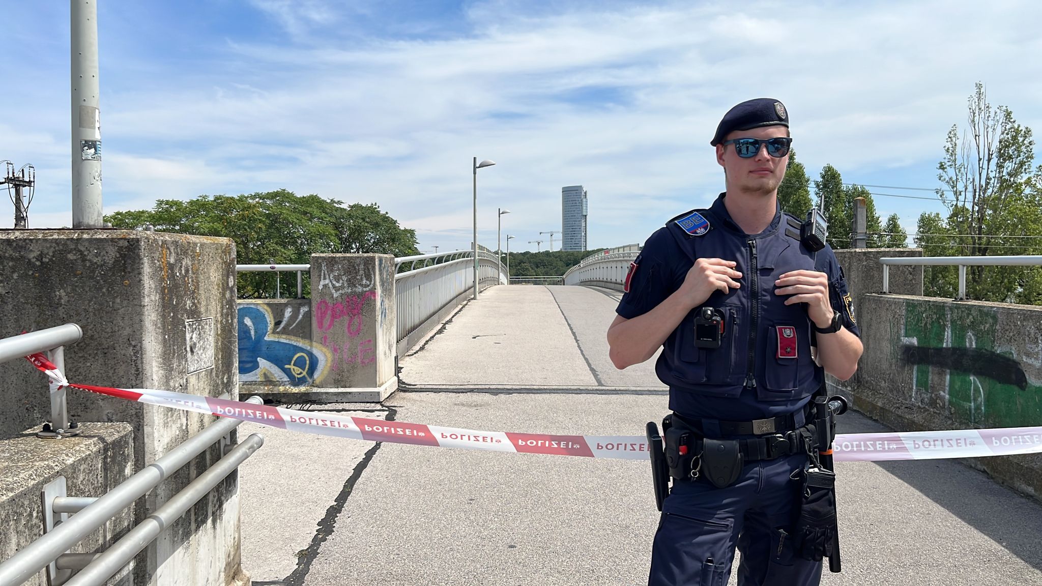 Mord-Alarm in Wien – Leiche auf Parkbank gefunden