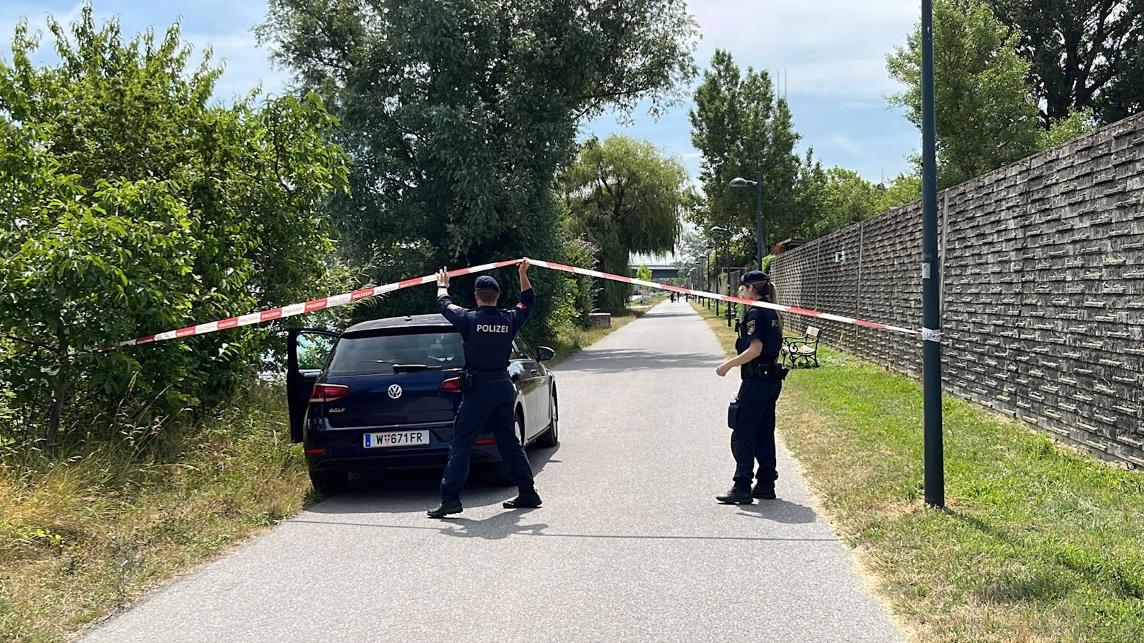 In Wien-Brigittenau wurde eine Leiche auf einer Parkbank entdeckt– Ermittlungen laufen