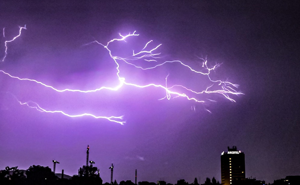 Die Verschnaufpause dauert nicht lang. Für Mittwoch werden wieder Unwetter angekündigt. (Symbolbild)