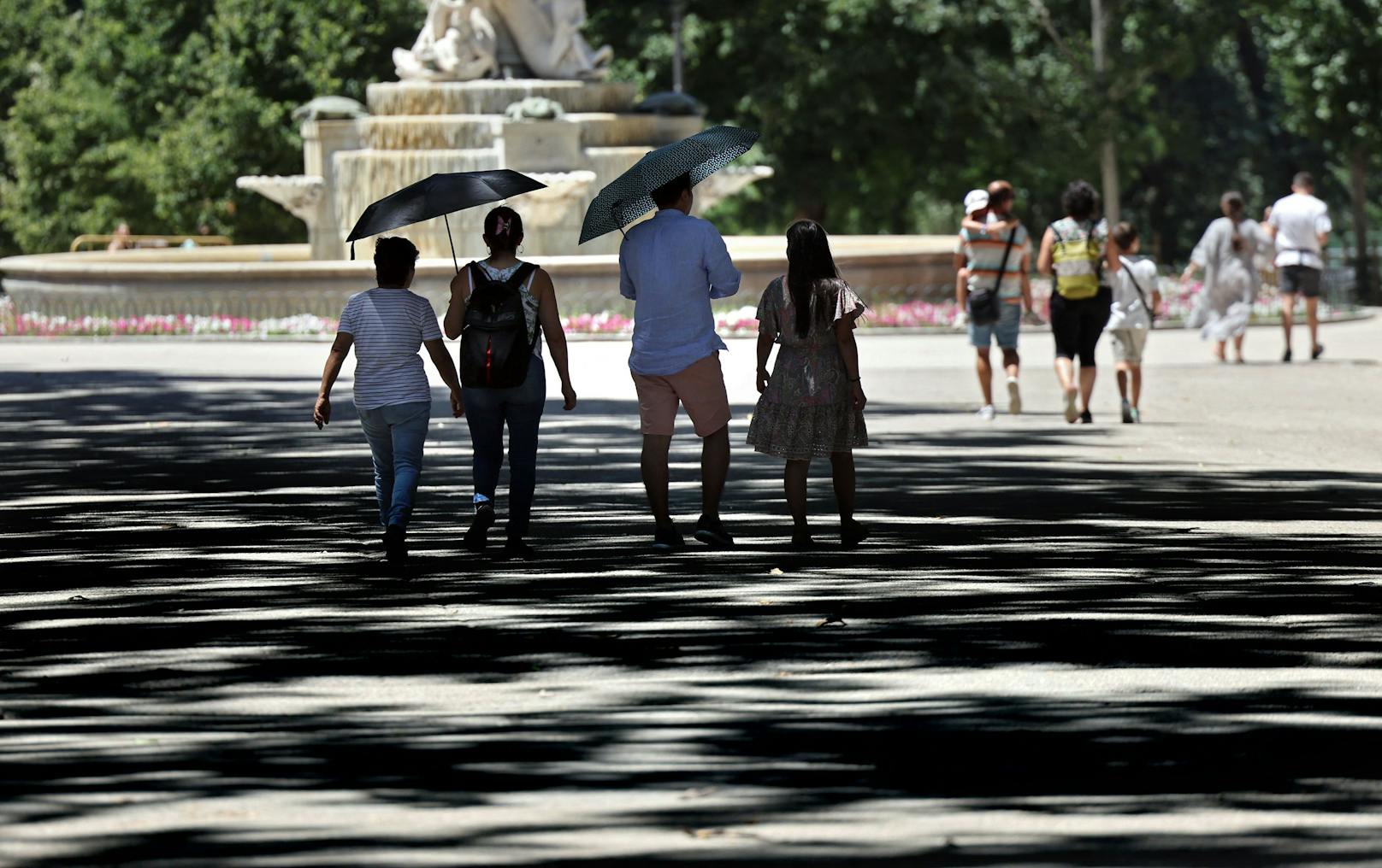 Zuletzt wurden in der spanischen Hauptstadt Madrid abends noch immer fast 40 Grad gemessen.