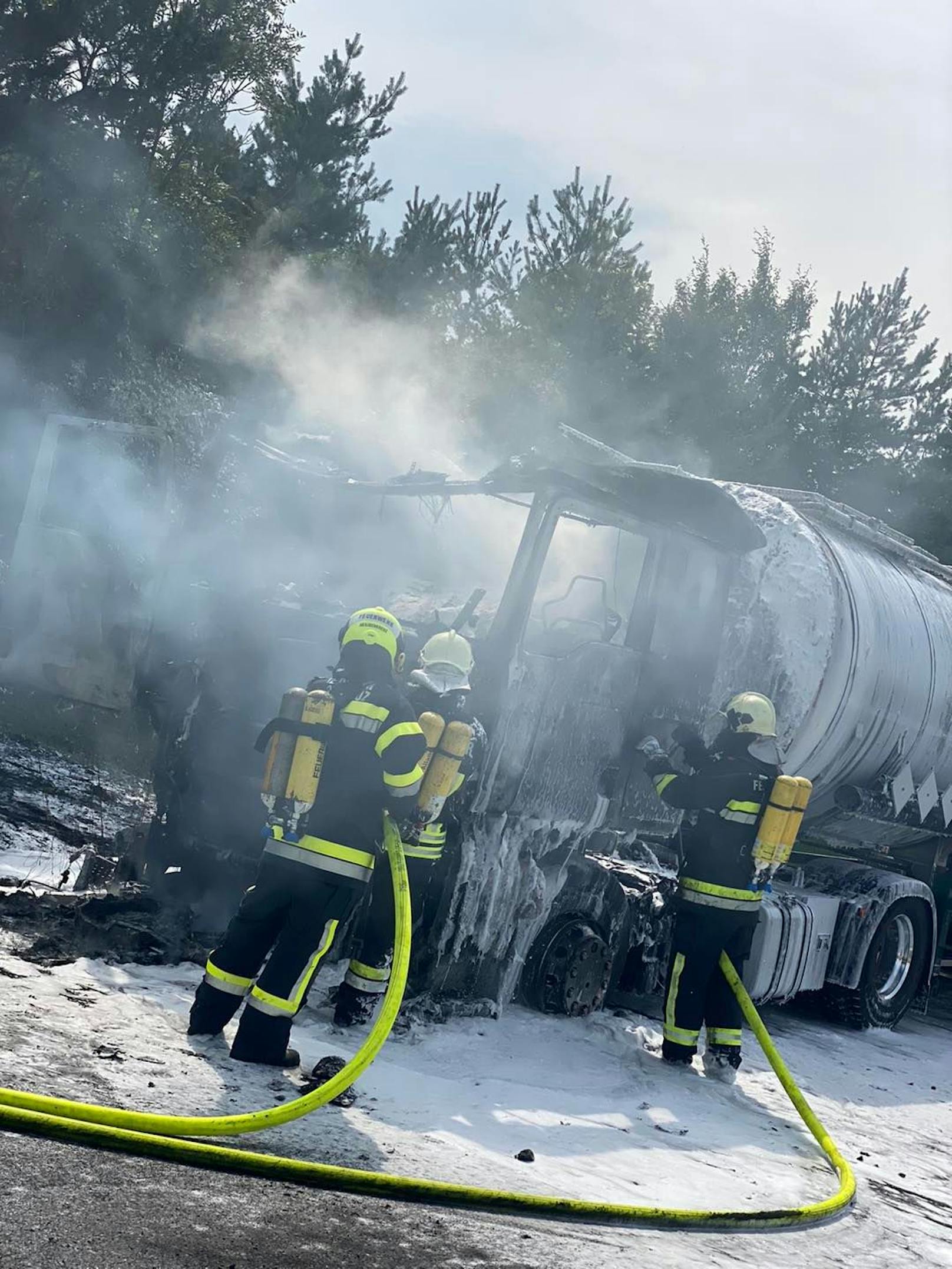 Die Feuerwehr musste also schnell sein.