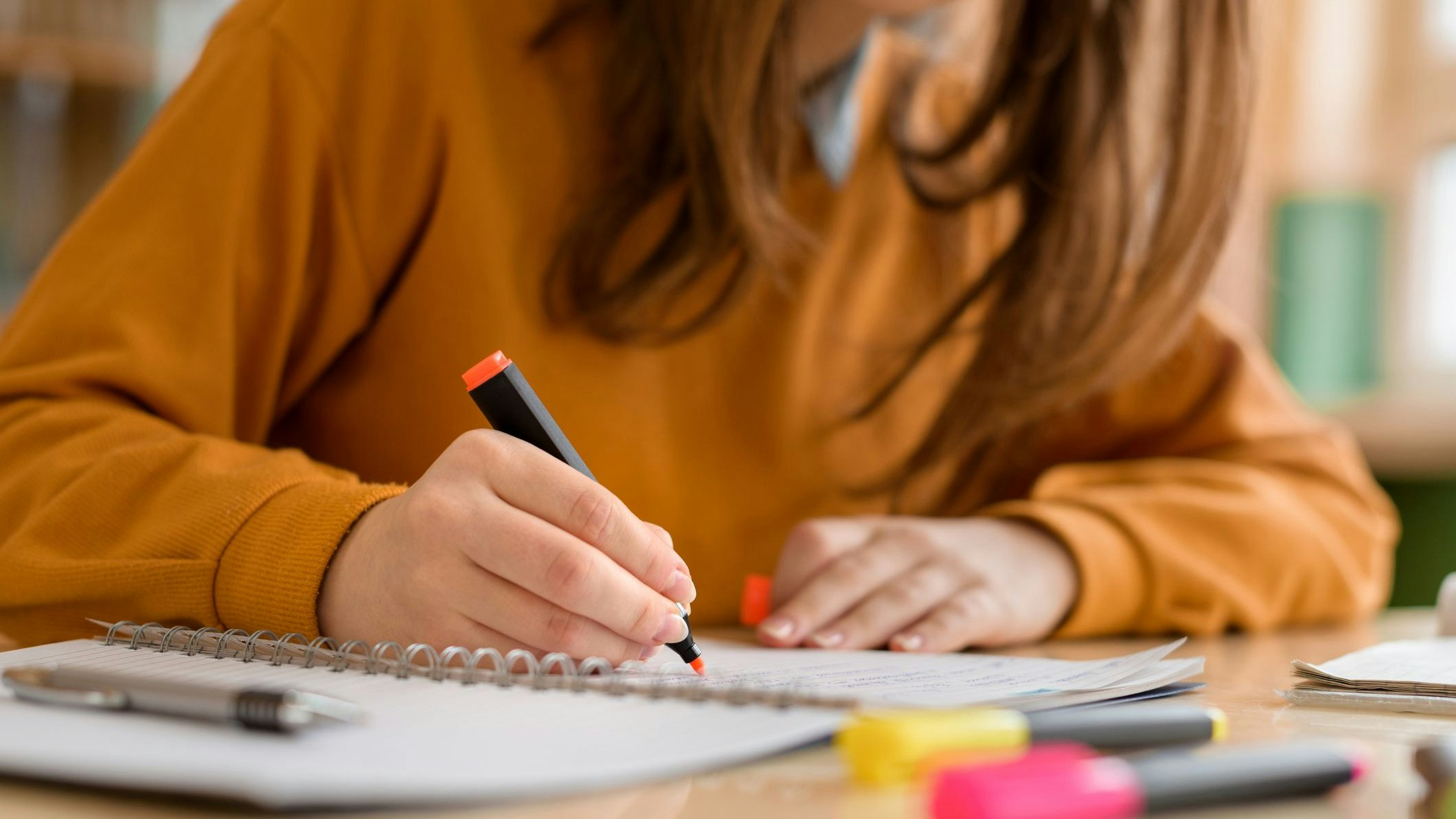 Lernen statt Relaxen: Viele Schüler müssen sich im Sommer auf einen Nachzipf vorbereiten.