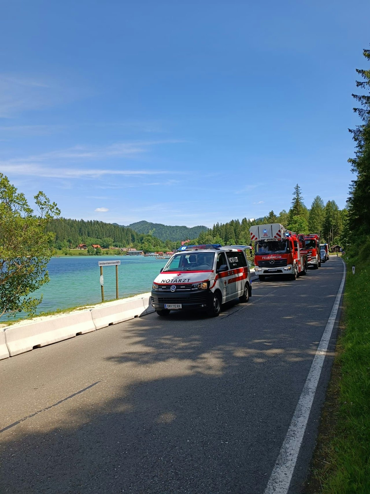 Heute.at - Ersthelfer springt in Wasser, doch Mann war bereits tot
