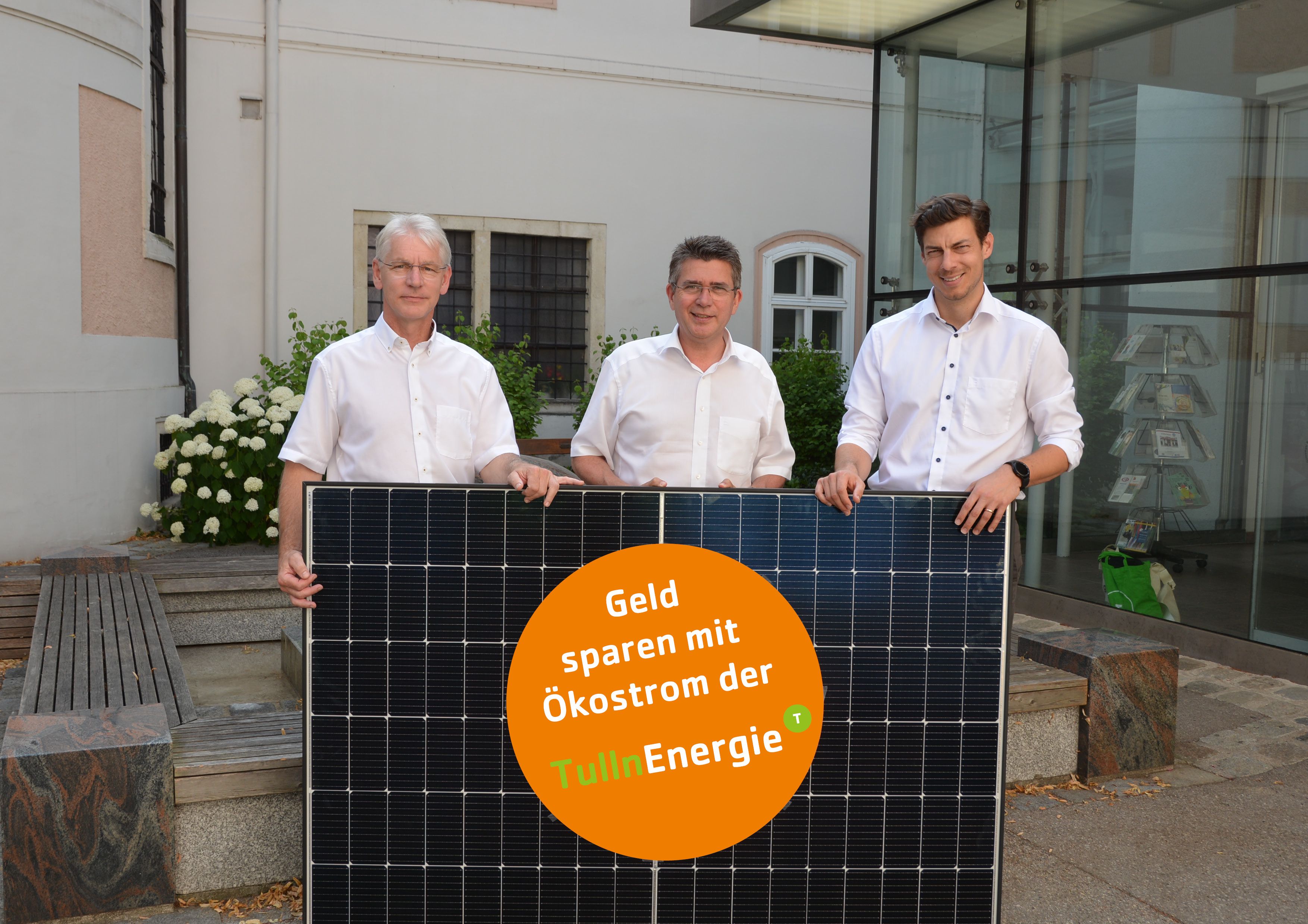 Bürgermeister Mag. Peter Eisenschenk mit den beiden Geschäftsführern der TullnEnergie Johannes Sanda (links) und Mag. Robert Gutscher (rechts).