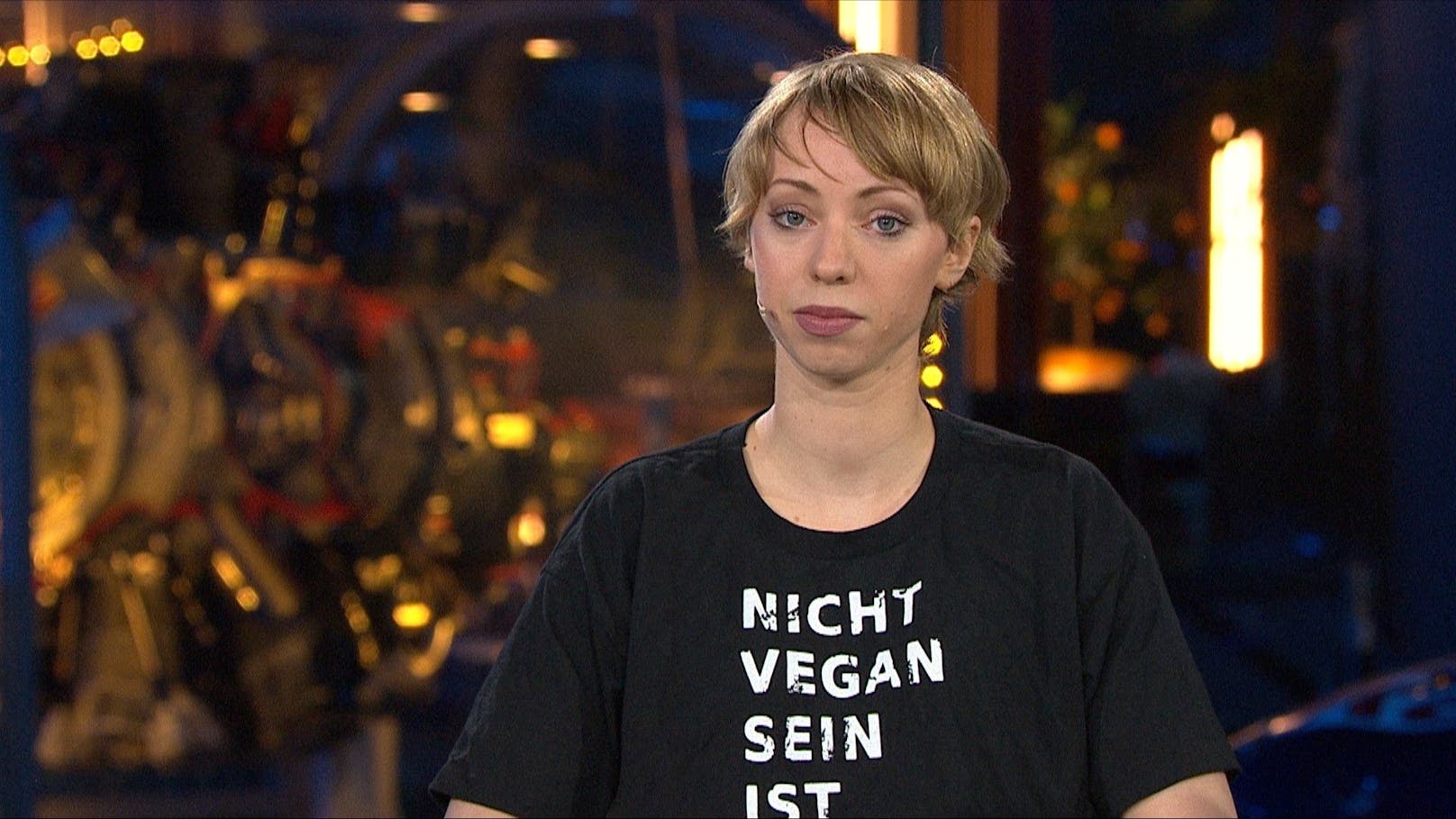 Die <strong>"militanten Veganerin" Raffaela Raab</strong> aus Wien bei ServusTV im "Talk im Hangar-7" am 13. Juli 2023.