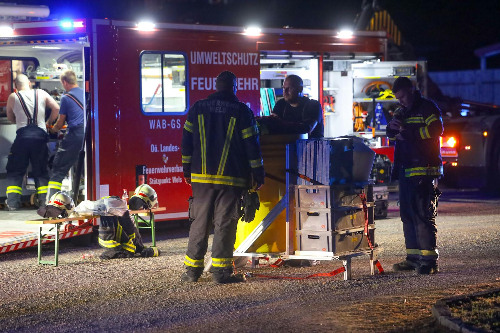 Explosion in Freibad – mehrere Gebäude evakuiert