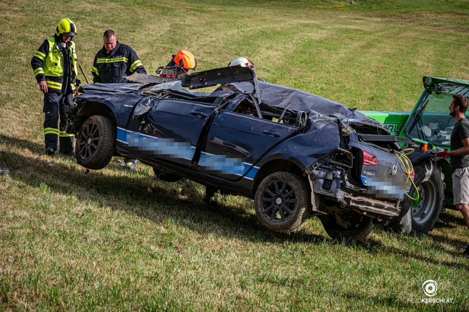 Drama am Freitag in Oberösterreich! Ein 18-jähriger Mühlviertler ist bei einem Verkehrsunfall ums Leben gekommen.