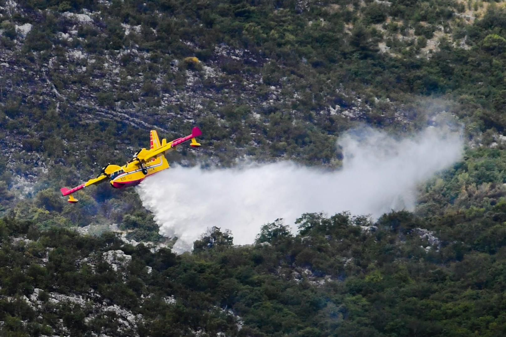 Am Sonntag brach in Kroatien ein heftiger Waldbrand aus – erst am Freitag brannte es dort lichterloh.&nbsp;