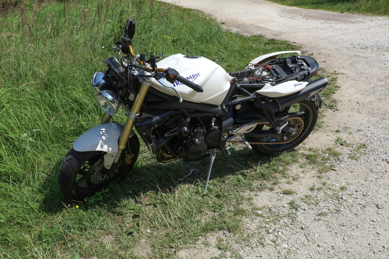 Am Attersee verunglückte ein Motorradfahrer am Samstag tödlich.