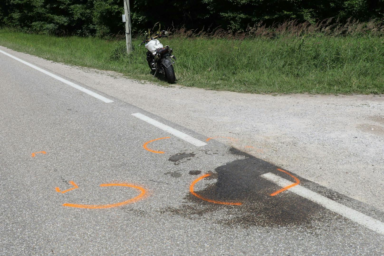 Am Attersee verunglückte ein Motorradfahrer am Samstag tödlich.