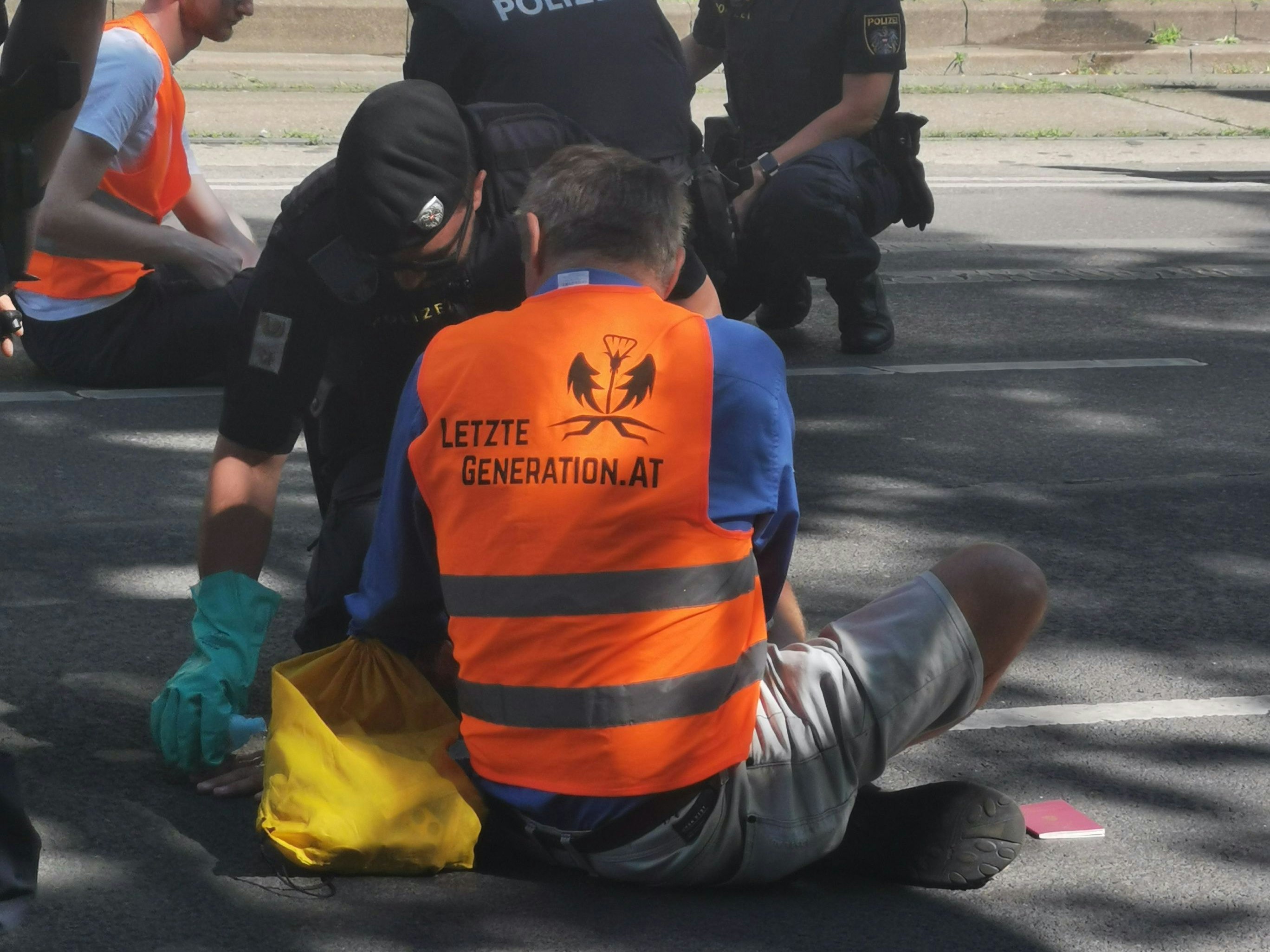Bilder wie dieses werden Österreichs Straßen wohl noch länger zieren. 