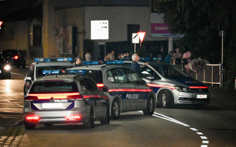 In der Nacht auf Sonntag kam es in Ried zu einem großen Polizei-Einsatz. (Symbolbild)