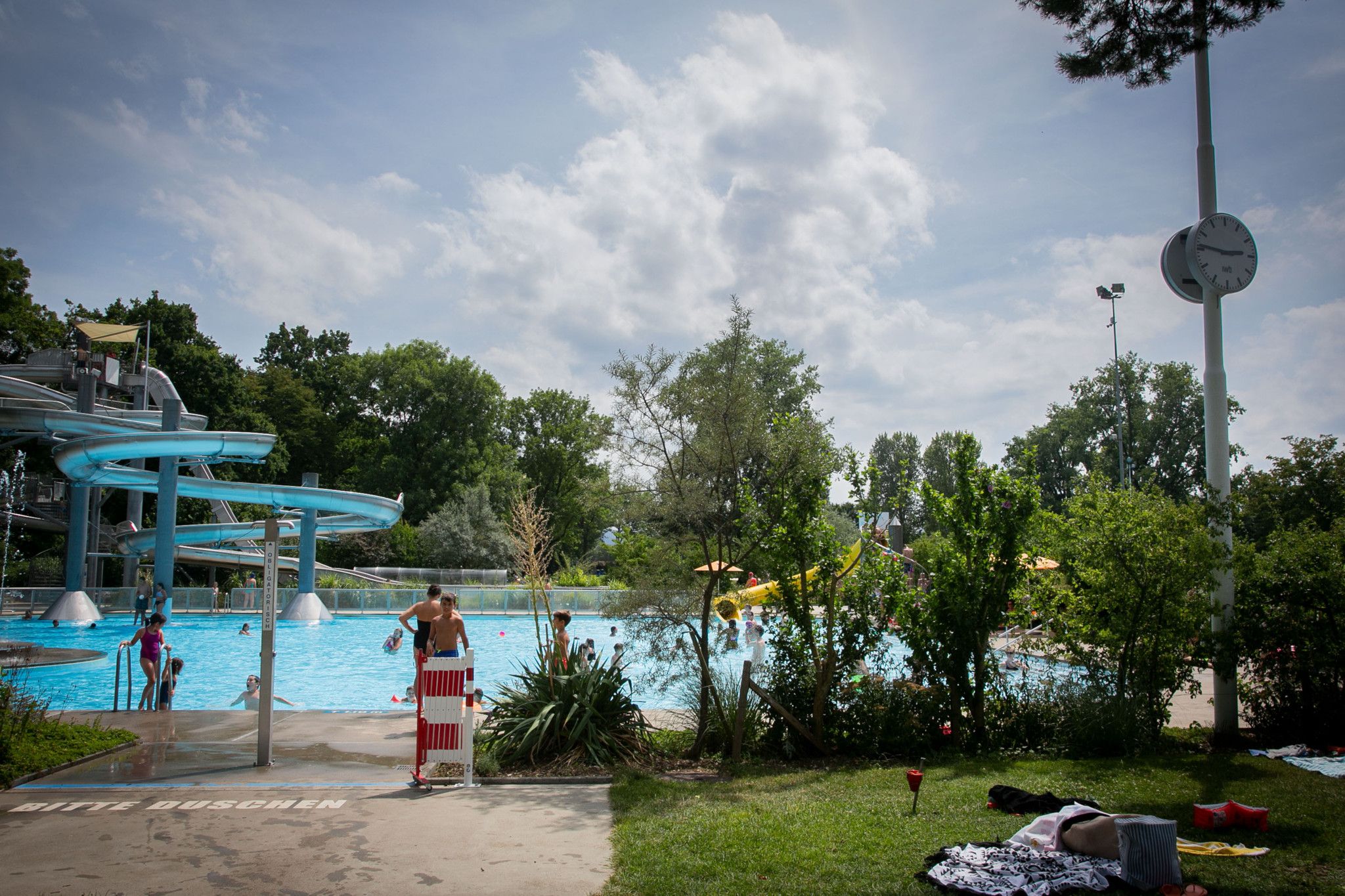 Der Unfall hat sich im Gartenbad St. Jakob ereignet. 
