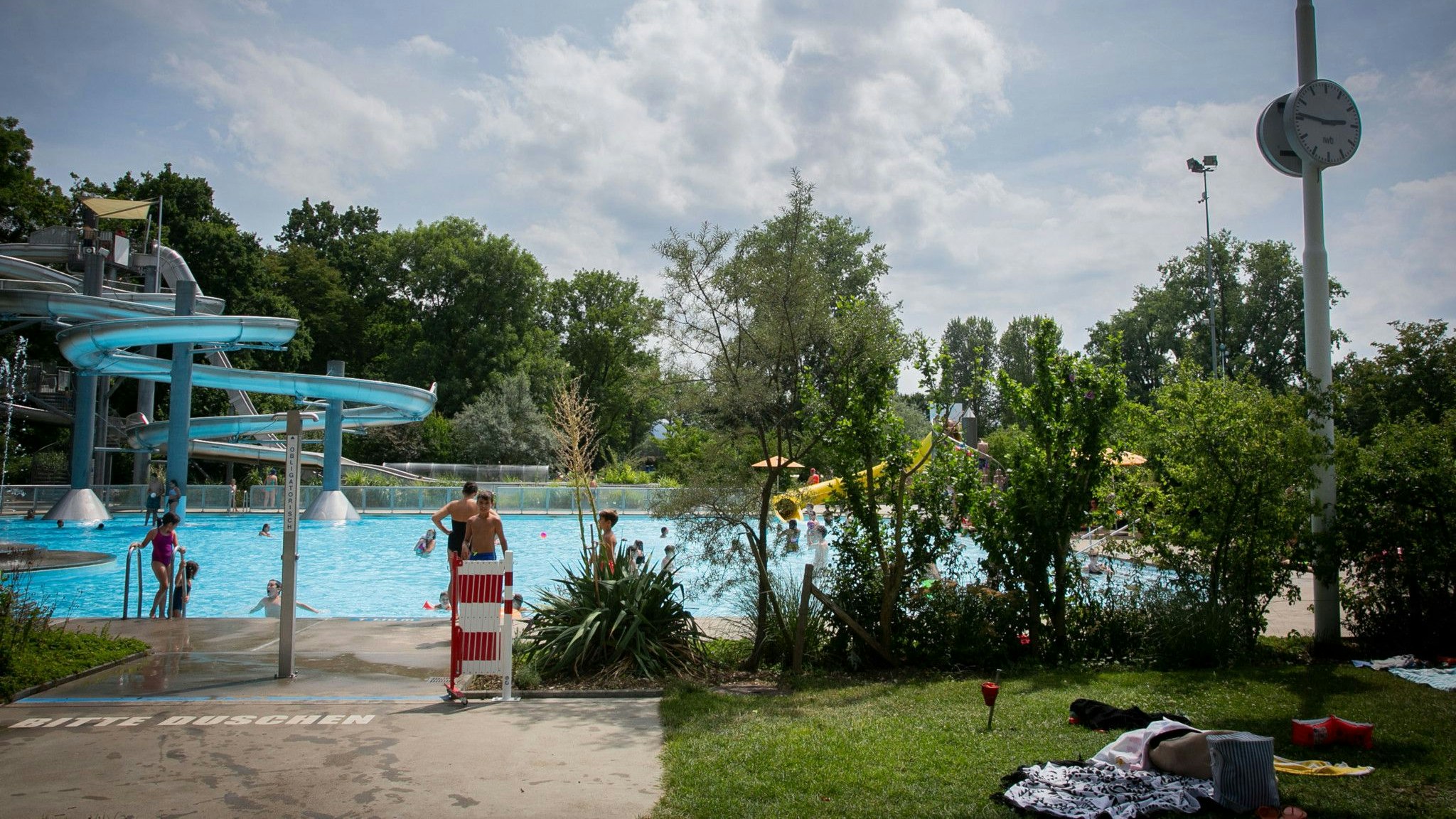 Der Unfall hat sich im Gartenbad St. Jakob ereignet. 