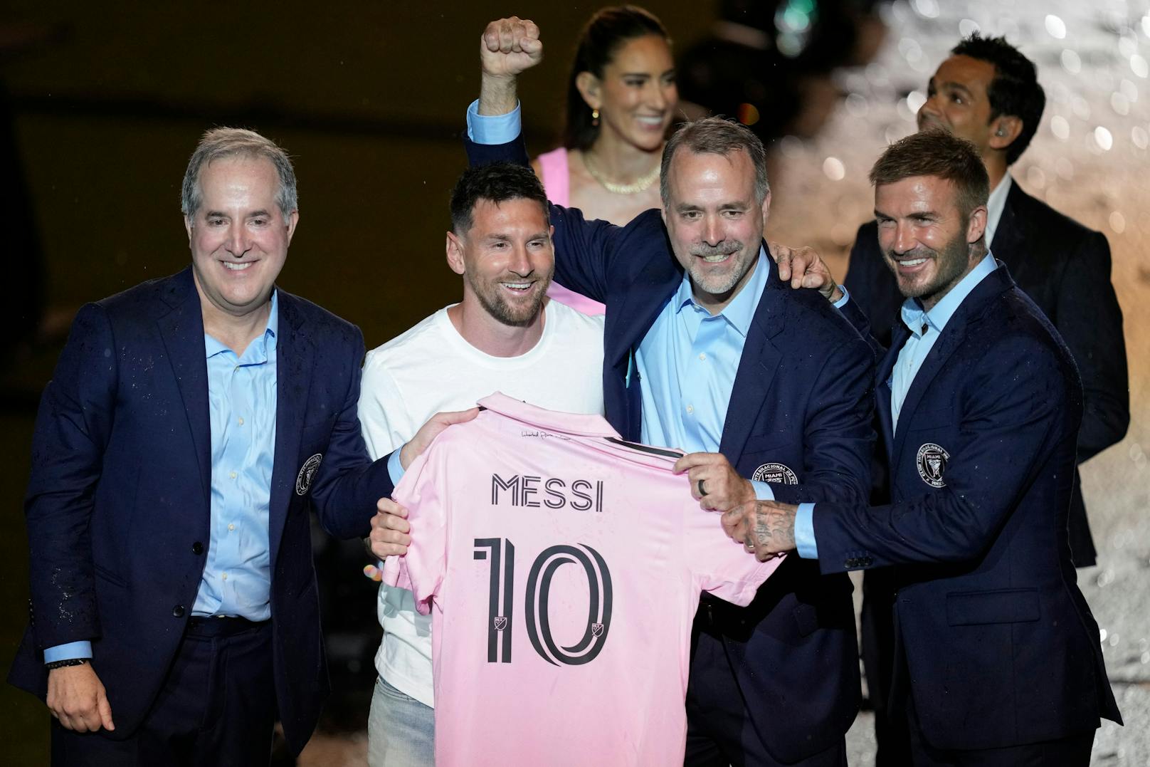Bei Inter Miami ist die Freude über den Messi-Transfer groß – insbesondere bei Club-Miteigentümer David Beckham. Am Samstag gab der US-Club nun die Laufzeit von Messis Vertrag bekannt.