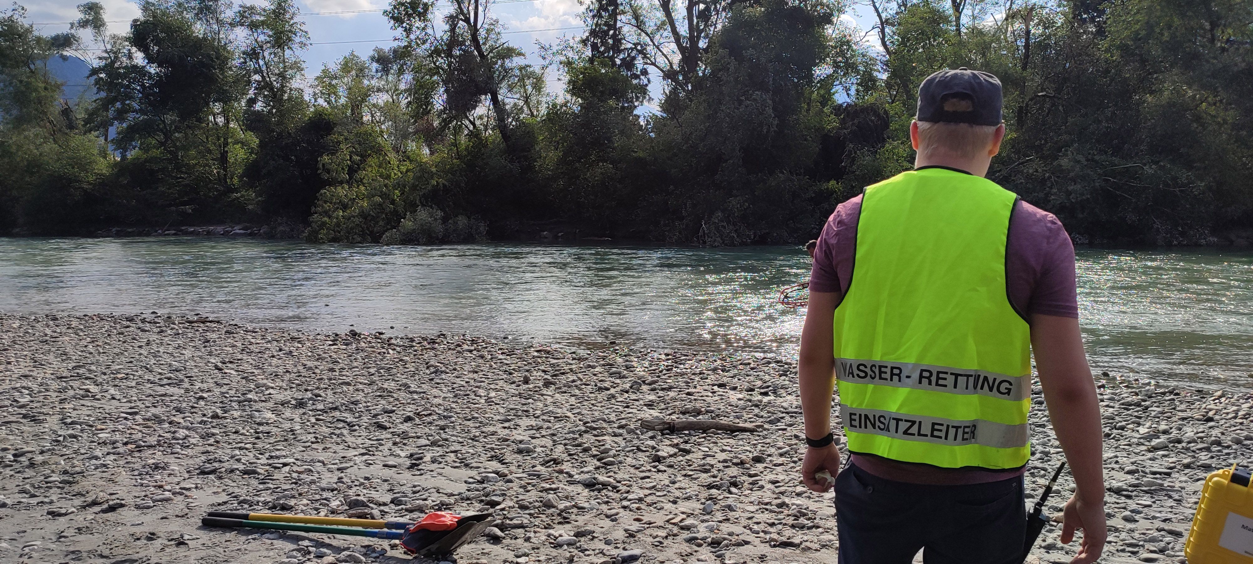 Reith im Alpbachtal-Fund einer Leiche auf Sandbank des Zillers  -Fotocredit: ZOOM.TIROL 