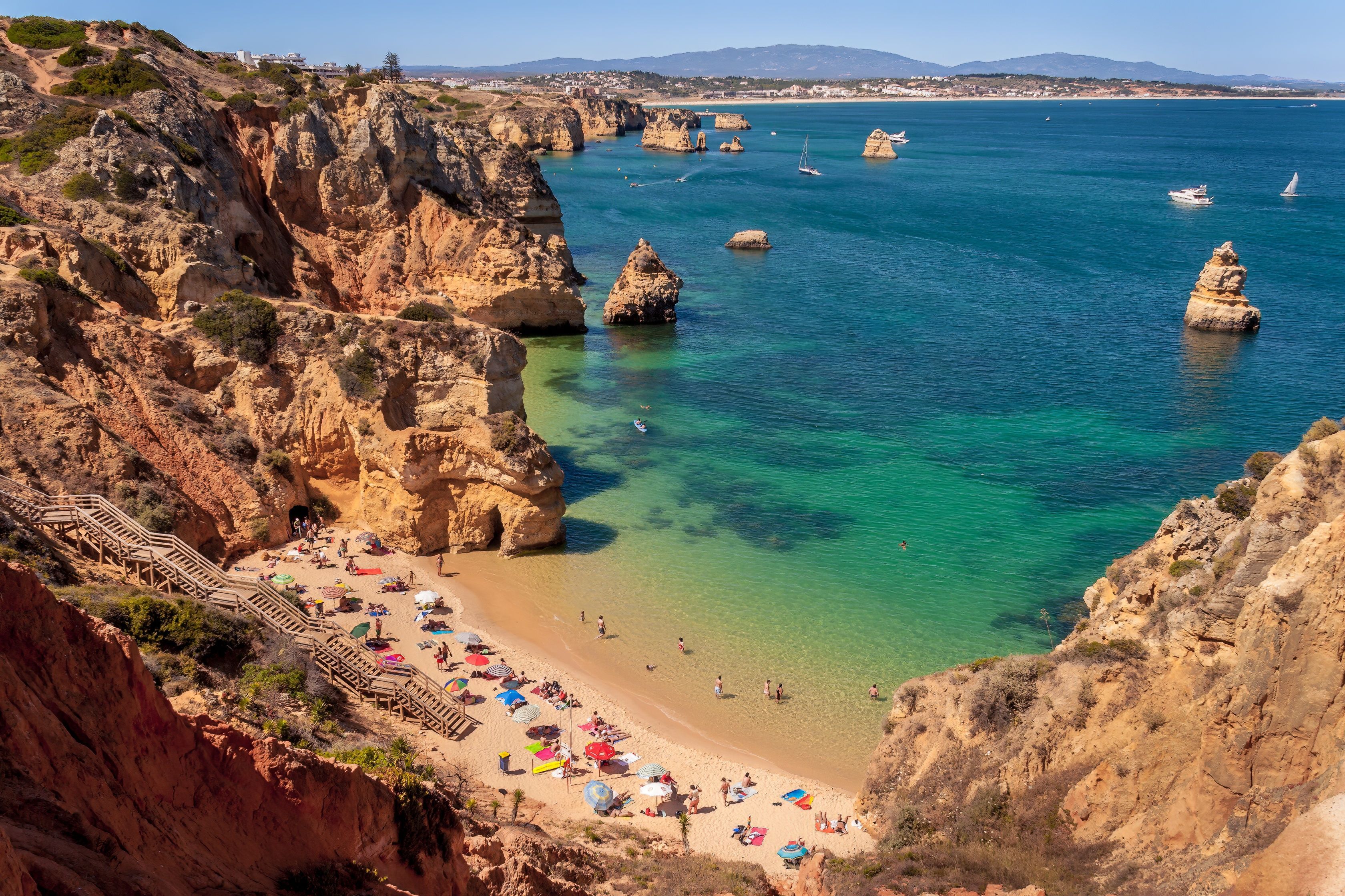Lärmbelästigung an Portugals Stränden könnte bald so richtig teuer werden. 