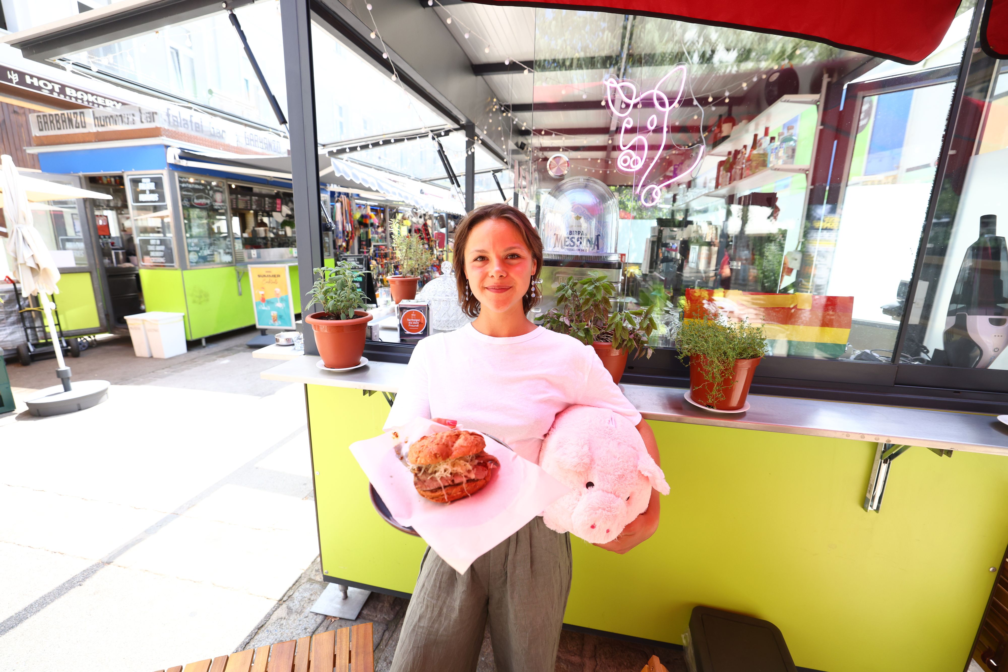 Anna-Sophie Müller hat sich der Gastronomie verschrieben: Mit 23 Jahren machte sich die Wienerin jetzt selbstständig und eröffnete das 