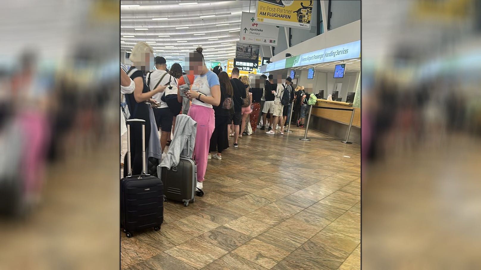 Wiener sitzt auf Airport fest – niemand kennt den Grund